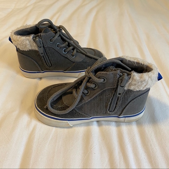 Baby Gap corduroy gray hightop sneakers. Sz 6 - Picture 4 of 6